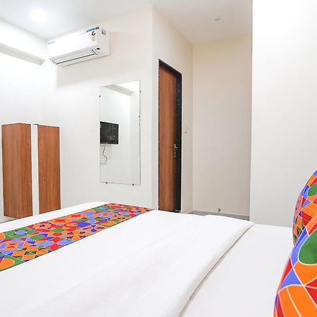 Fabhotel Vishala In Ahmedabad Exterior photo