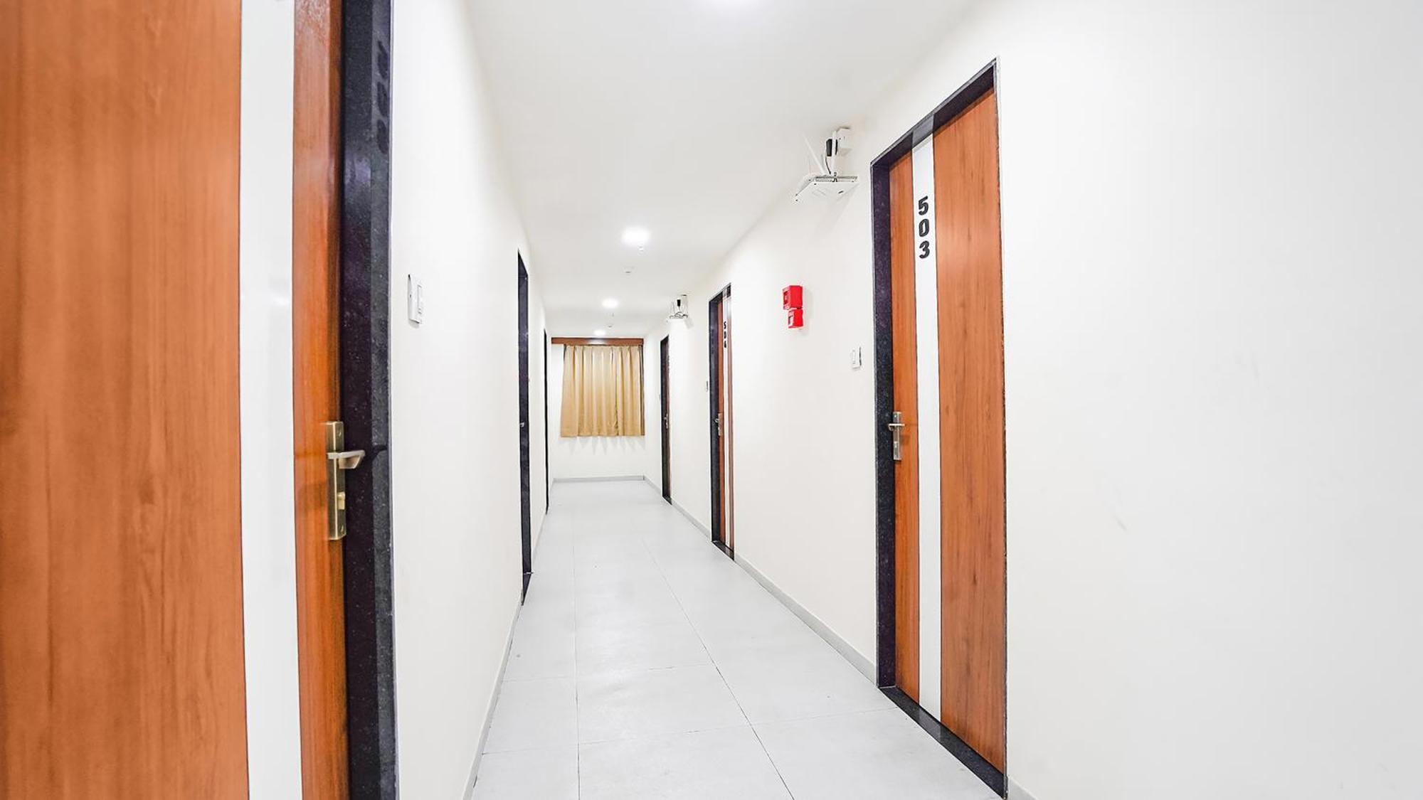 Fabhotel Vishala In Ahmedabad Exterior photo