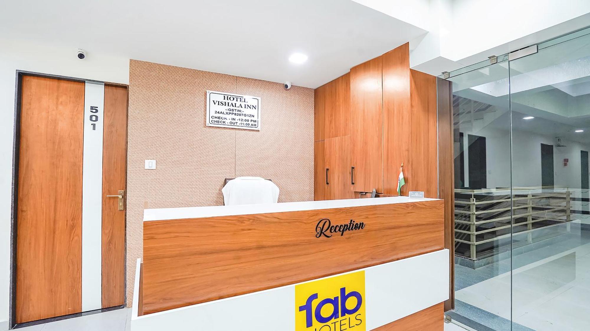 Fabhotel Vishala In Ahmedabad Exterior photo