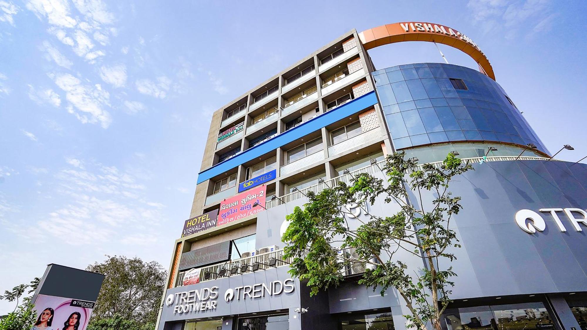Fabhotel Vishala In Ahmedabad Exterior photo